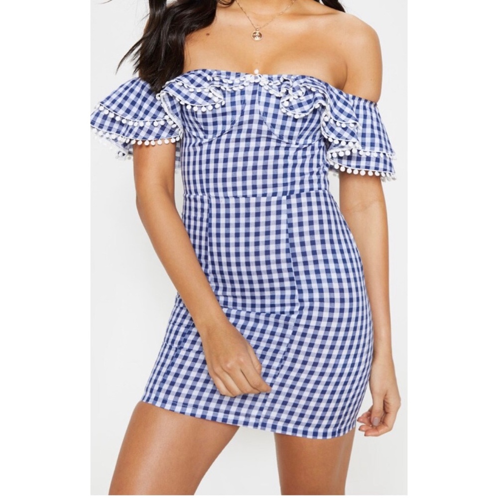 PrettyLittleThing Plaid Dress!